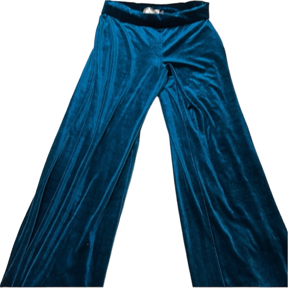 Women’s Natori pants designer collection